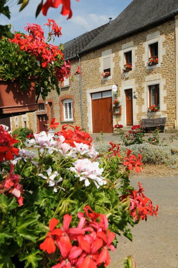 Chambres D'Hotes L'Hirondelle Girondelle Εξωτερικό φωτογραφία